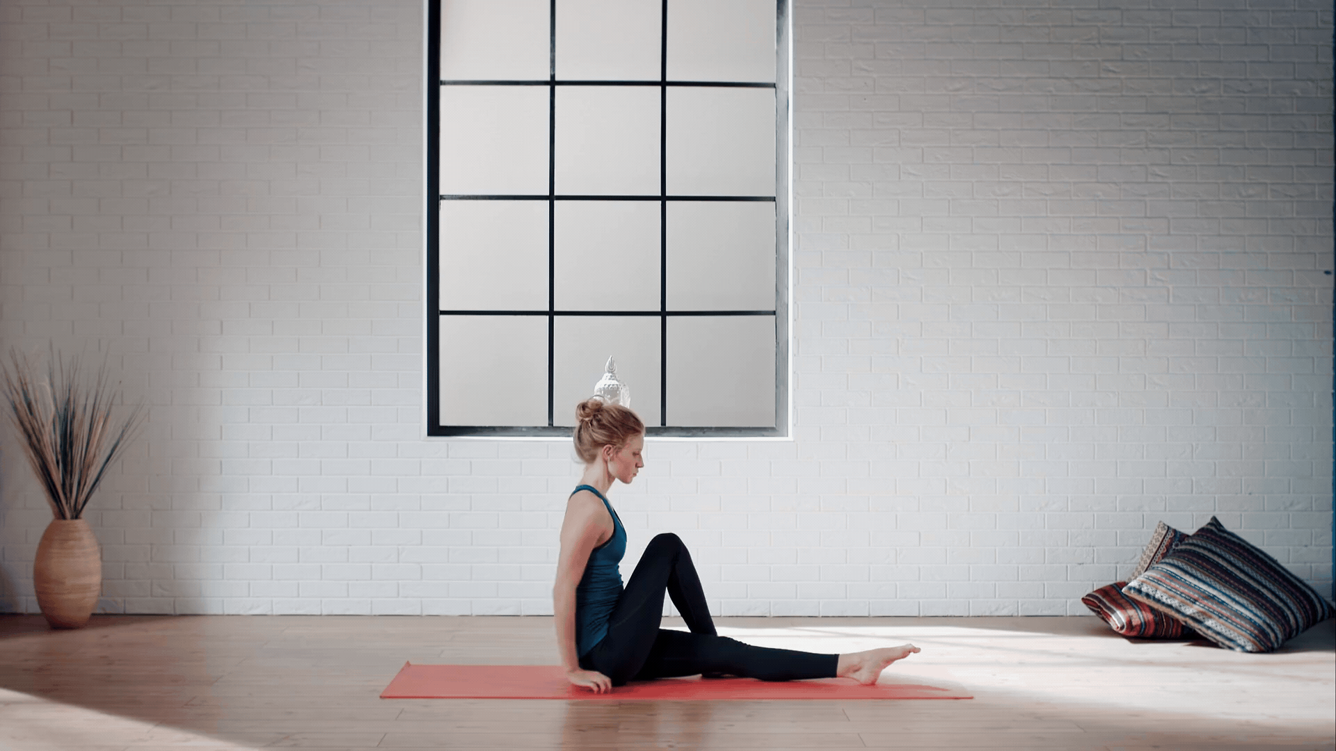 5-Minute Morning Yoga Routine to Start Your Day Right for busy women